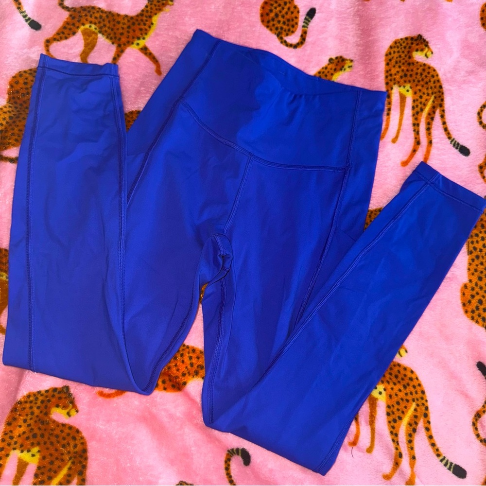 Athleta Blue Ultimate Stash 7/8 Leggings Size Extra Extra Small with pockets